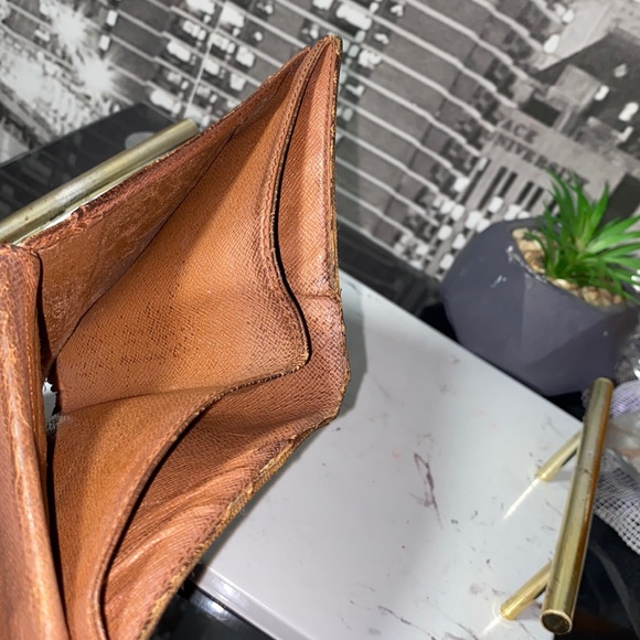 Authentic Louis Vuitton Monogram Marco Wallet - Picture 7 of 11